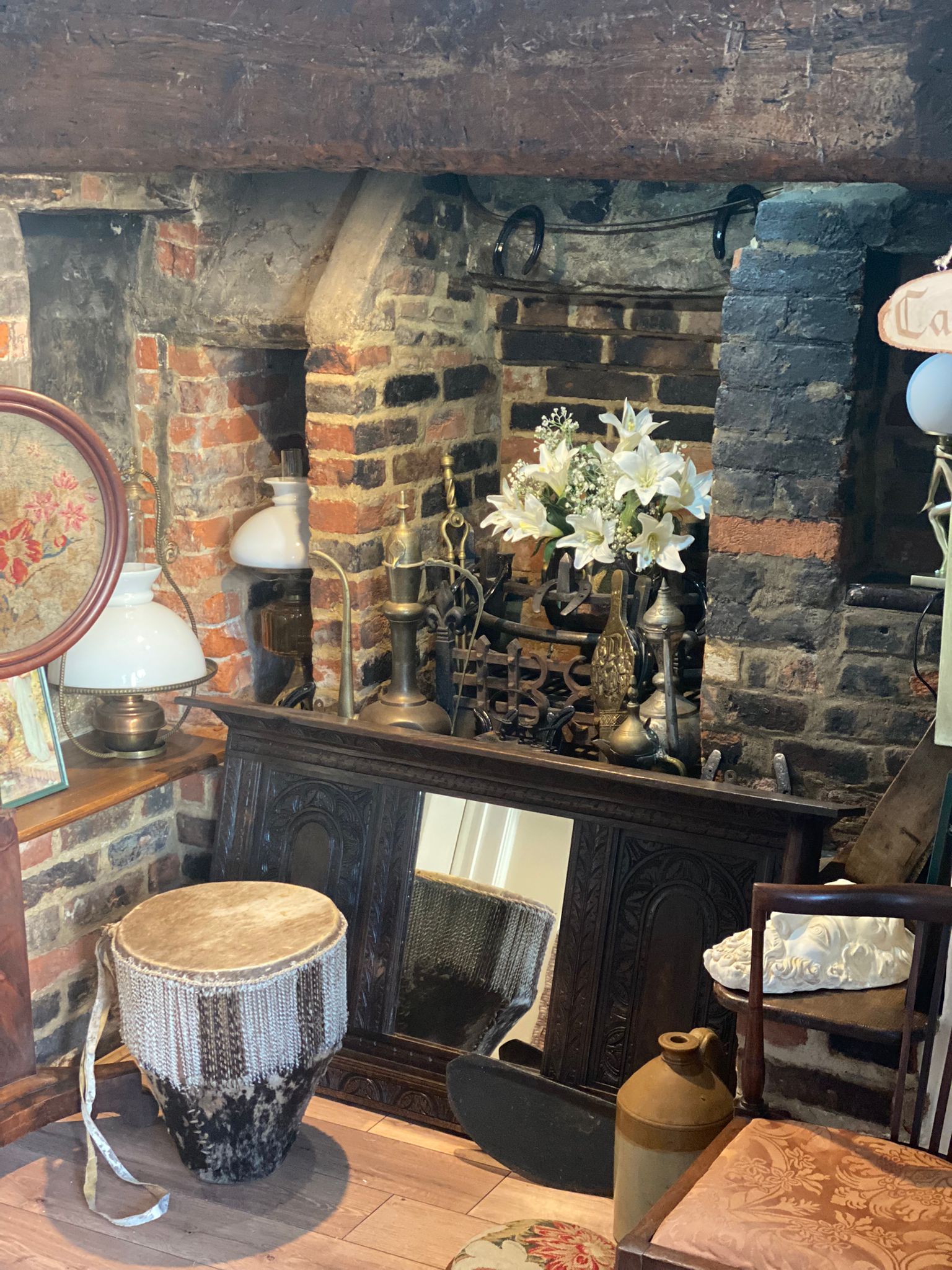 Bold Antiques shop - Buy Gold and silver Wantage Oxfordshire