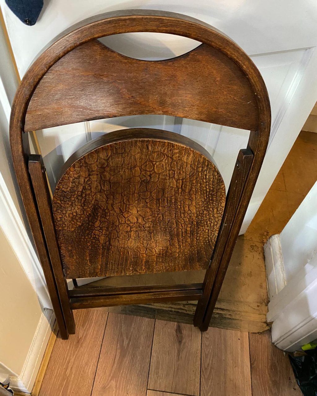 Instagram post from alfredsantiques. This post is in position 1.